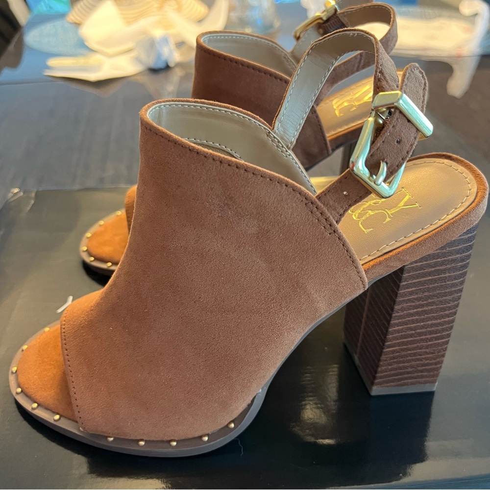 NY&C Sling Back Peep Toe Boot Brand New in Box Never Worn